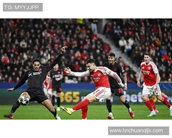 西甲激战巴萨大胜阿森纳点球争议引发全场热议